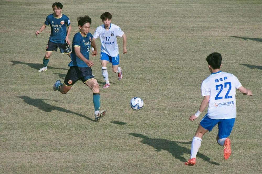 爱游戏亚洲官网-球员们如何尽力为球队在比赛中取得胜利？