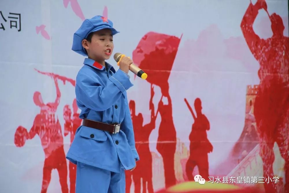 爱游戏中国官网-奥格斯堡队员展现出坚韧不拔的精神，以优异表现获得胜利的简单介绍