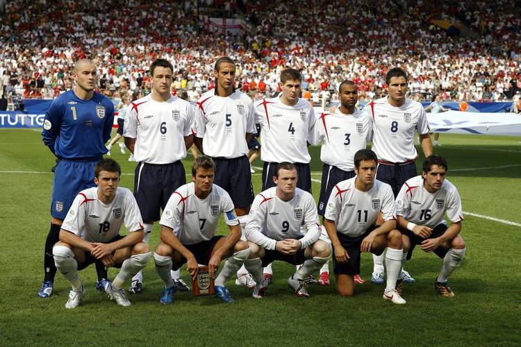 爱尔兰队在足球比赛中再次出色发挥