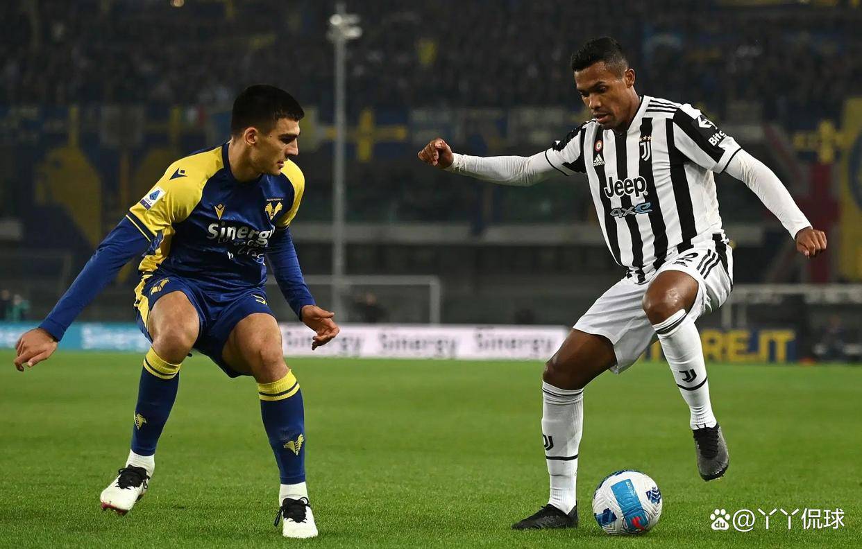 包含尤文图斯中场连续进球，奠定联赛领先优势的词条