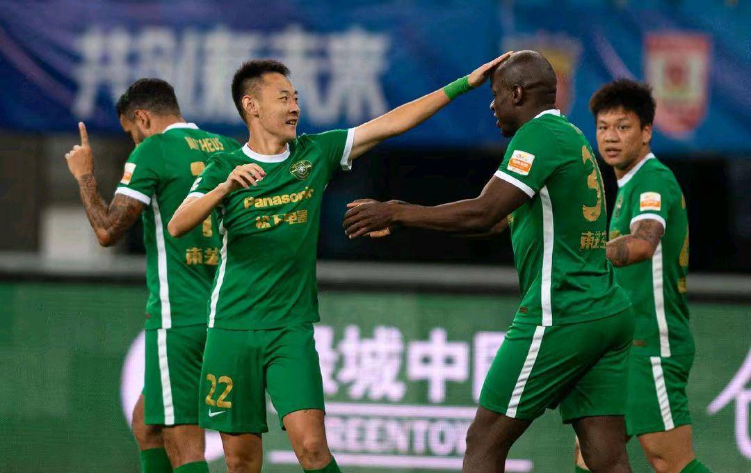 包含技术层次逐渐提升，球队整体实力愈发雄厚的词条