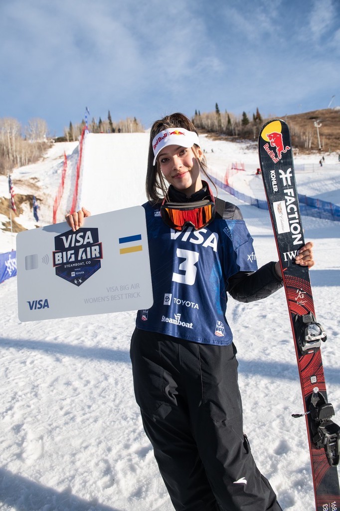 爱游戏app-克莱斯夫队在国际比赛中斩获重要胜利