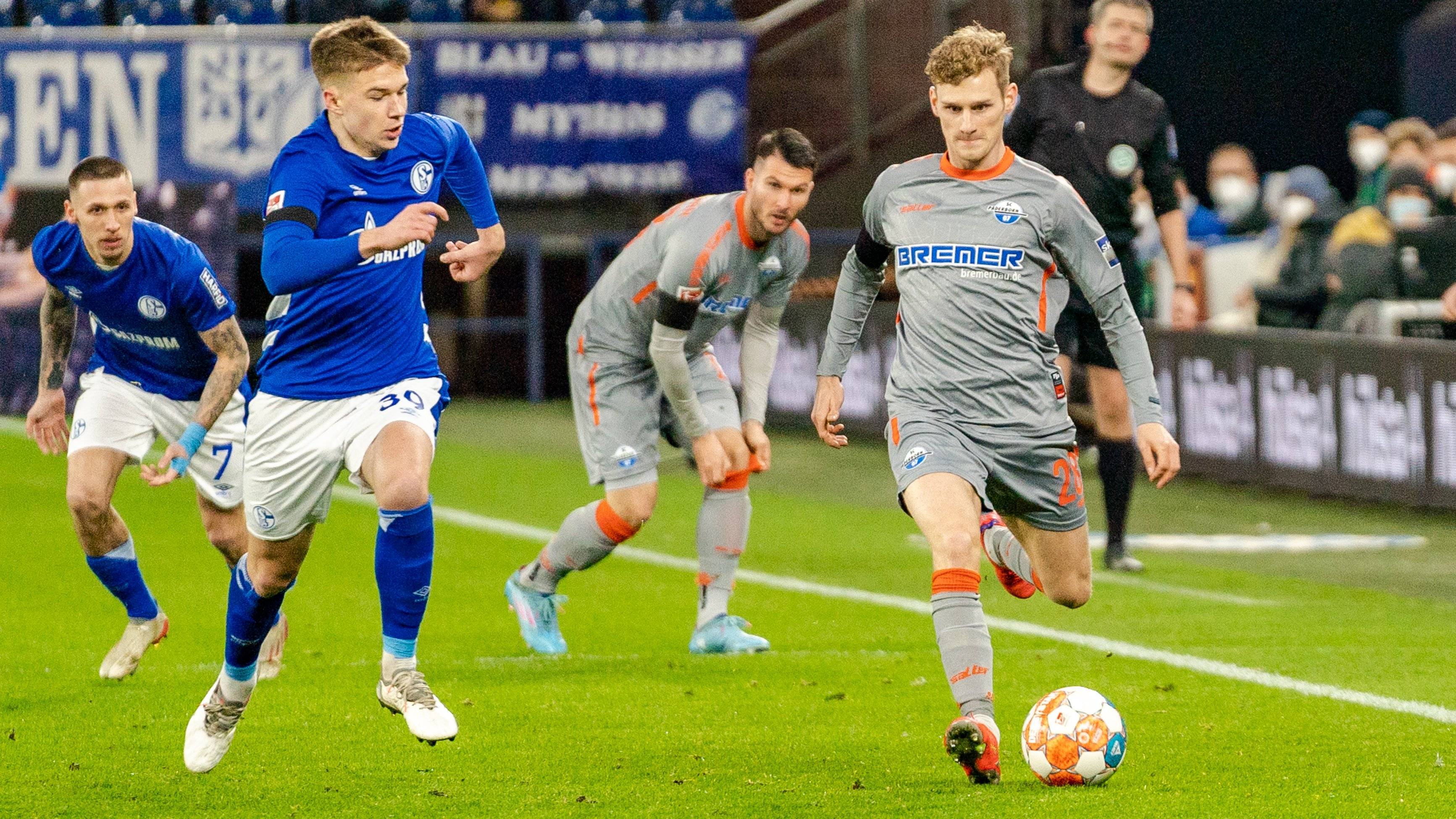 沙尔克队员连环失误，再次失败