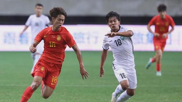 爱游戏体育官网-乌兹别克斯坦选手再度上演逆袭