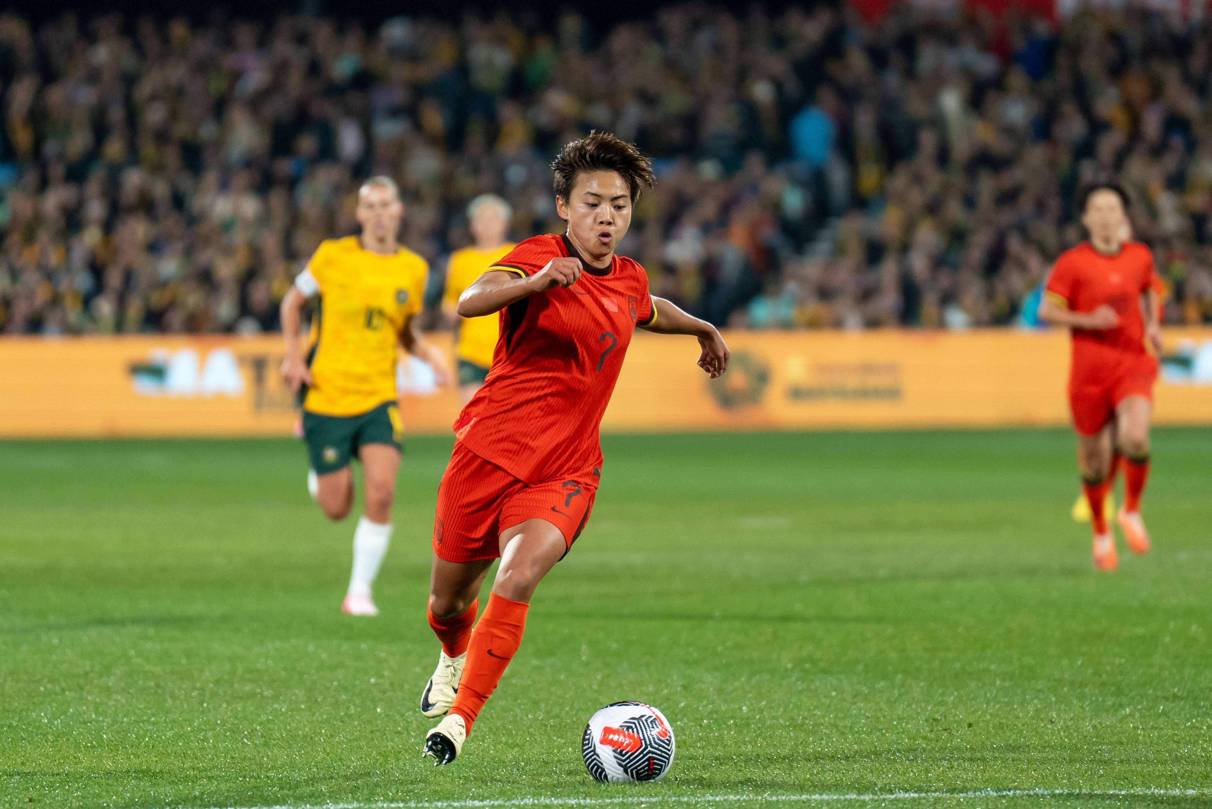 国家队取胜,将继续征战女足比赛 国家队取胜,将继续征战女足比赛