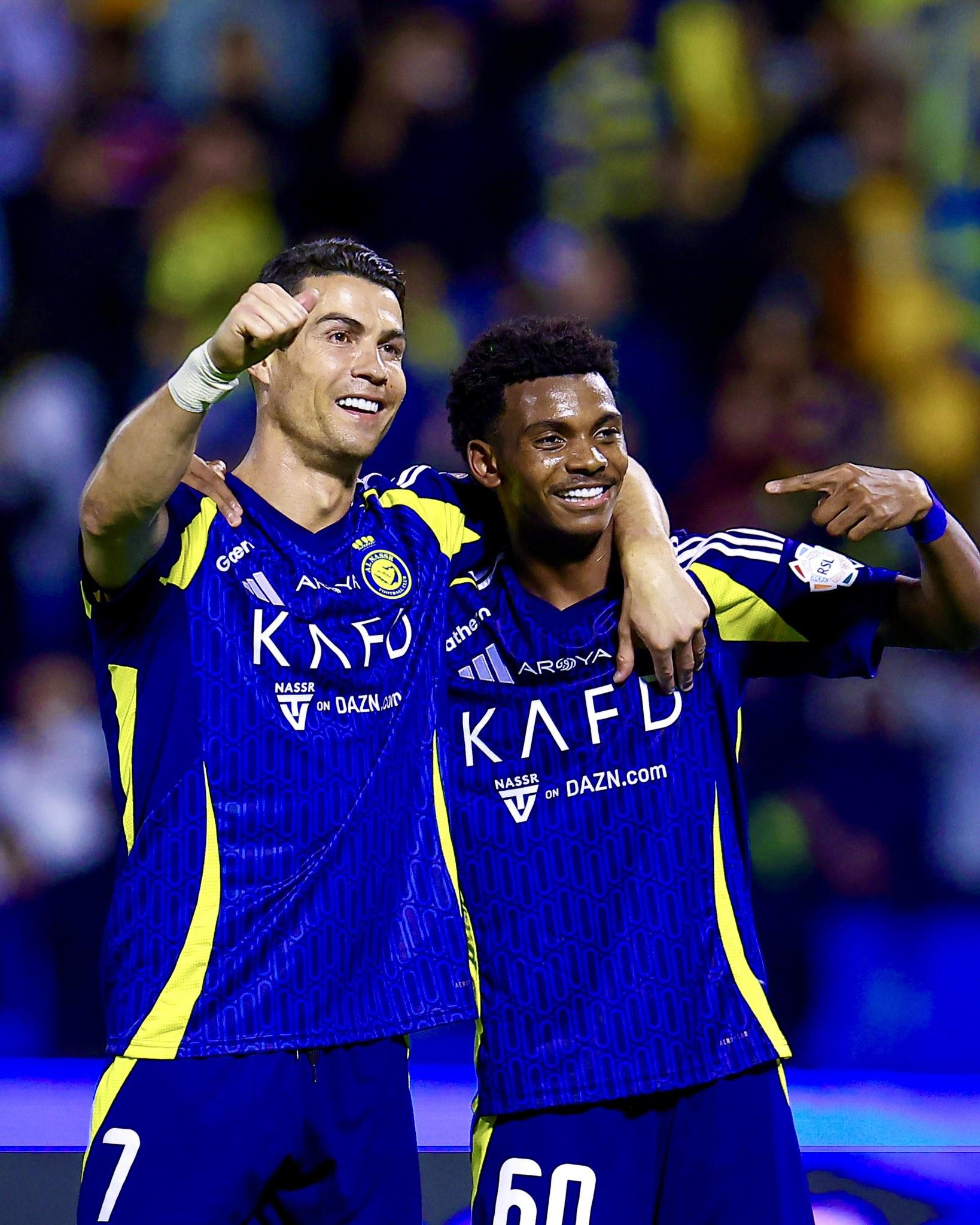 爱游戏app-澳大利亚篮球球员在季后赛中展现实力，为球队赢得胜利的简单介绍