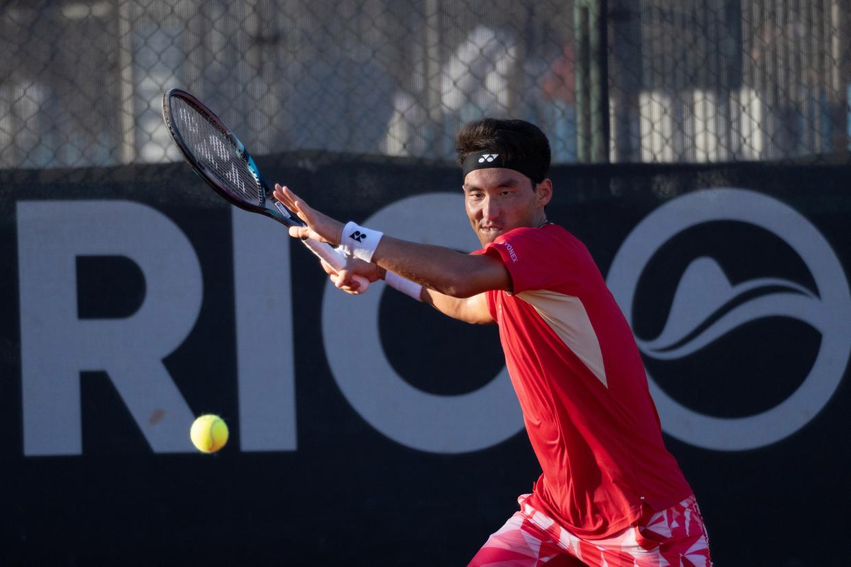 包含东道主运动员突围男子网球赛的词条 包含东道主运动员突围男子网球赛的词条