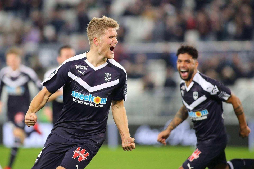 爱游戏网页版入口-里昂客场挫败波尔多，赢得关键三分