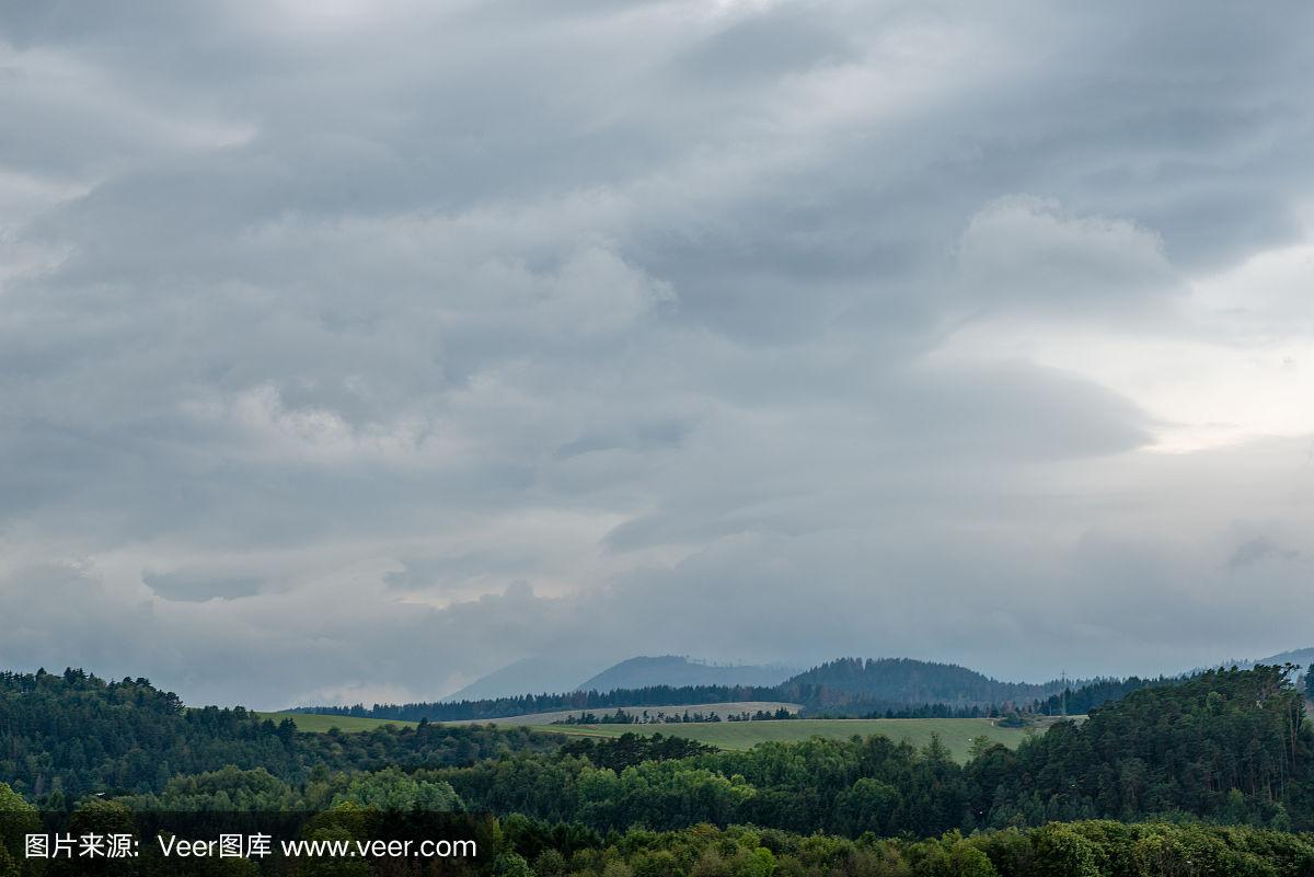 爱游戏登录入口-斯洛伐克力克俄罗斯，小组出线前景一片乌云的简单介绍