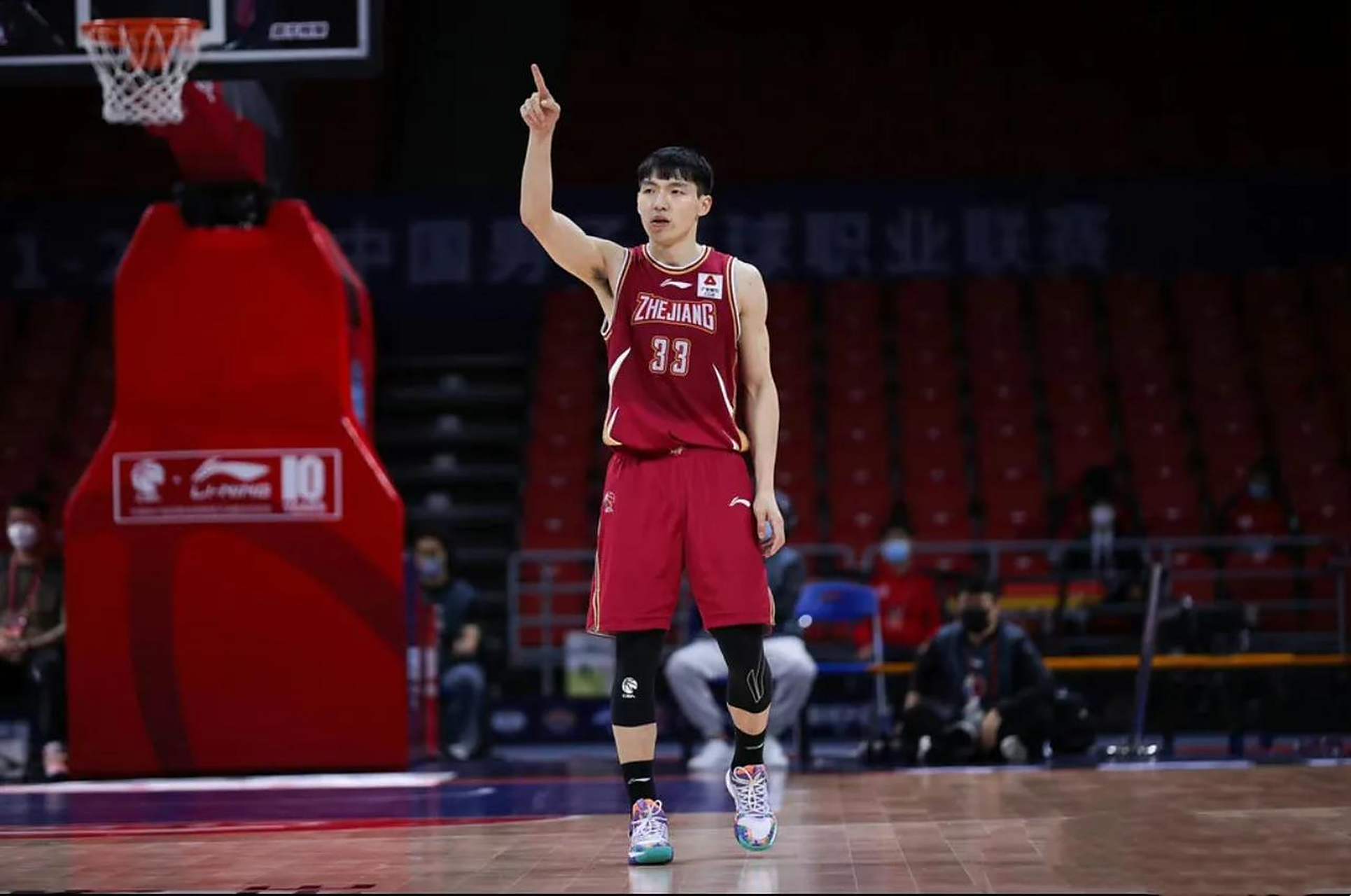 关于青海男篮不敌广州，遗憾告别赛季的信息