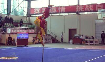 精湛技艺再次展现,球员们赛场风采令人赞叹的简单介绍 精湛技艺再次展现,球员们赛场风采令人赞叹的简单介绍