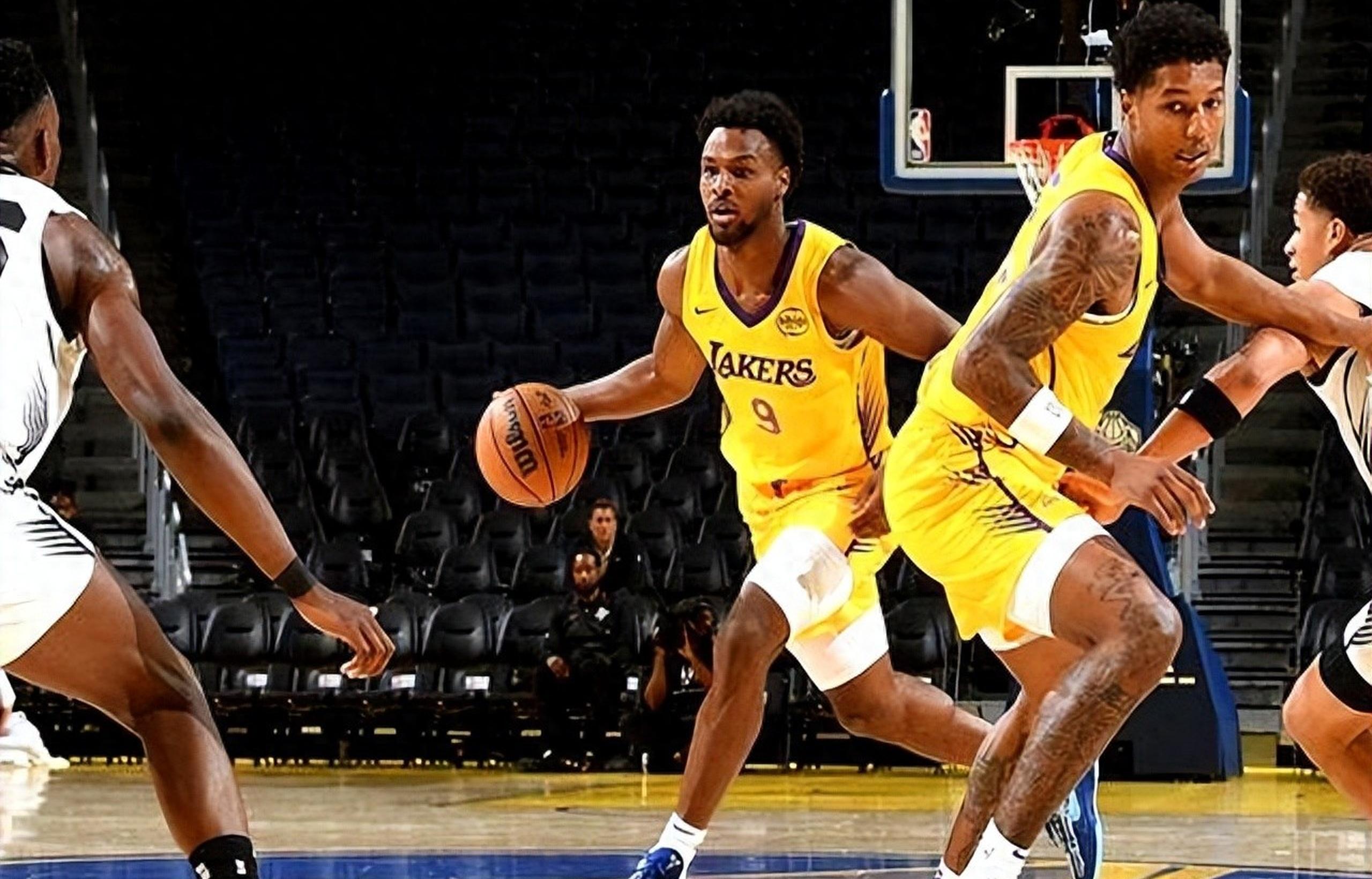 爱游戏在线-至尊无敌！湖人横扫马刺，进军总决赛