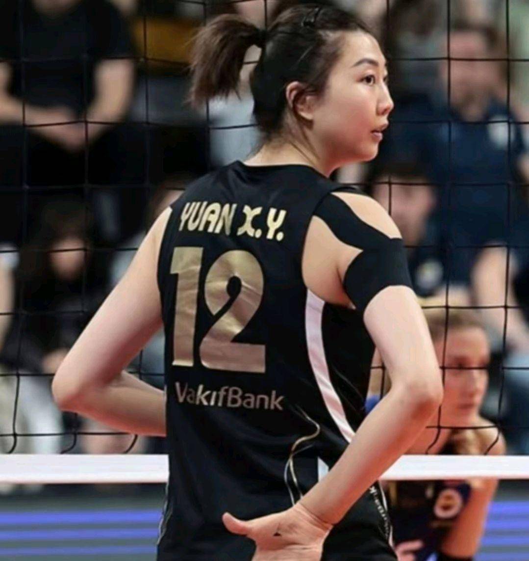 爱游戏官网网页版入口-关于卡利亚里客场大捷，逼近联赛前十的信息