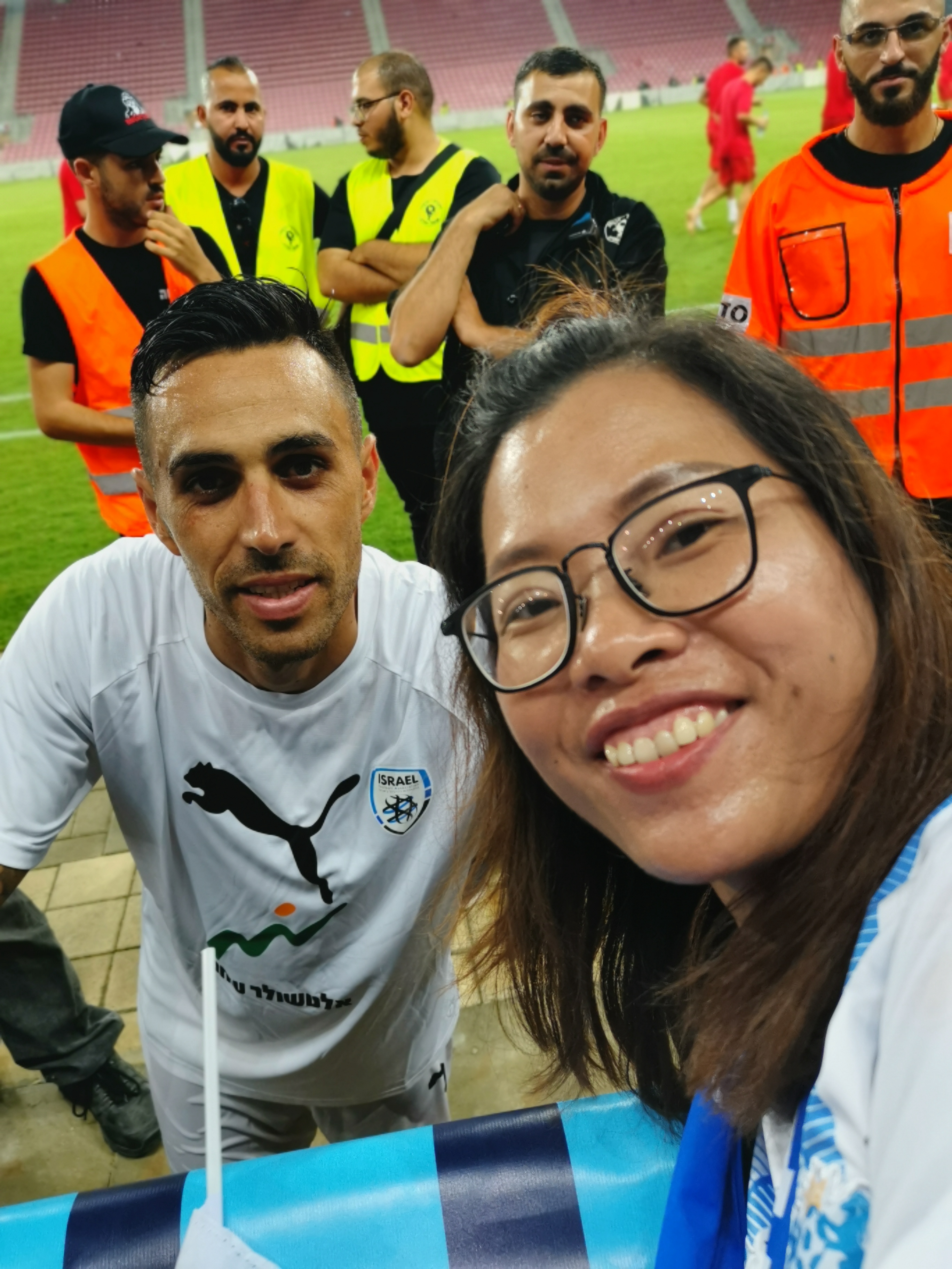 爱游戏-欧预赛直播精彩不断，球迷围观热情高涨的简单介绍