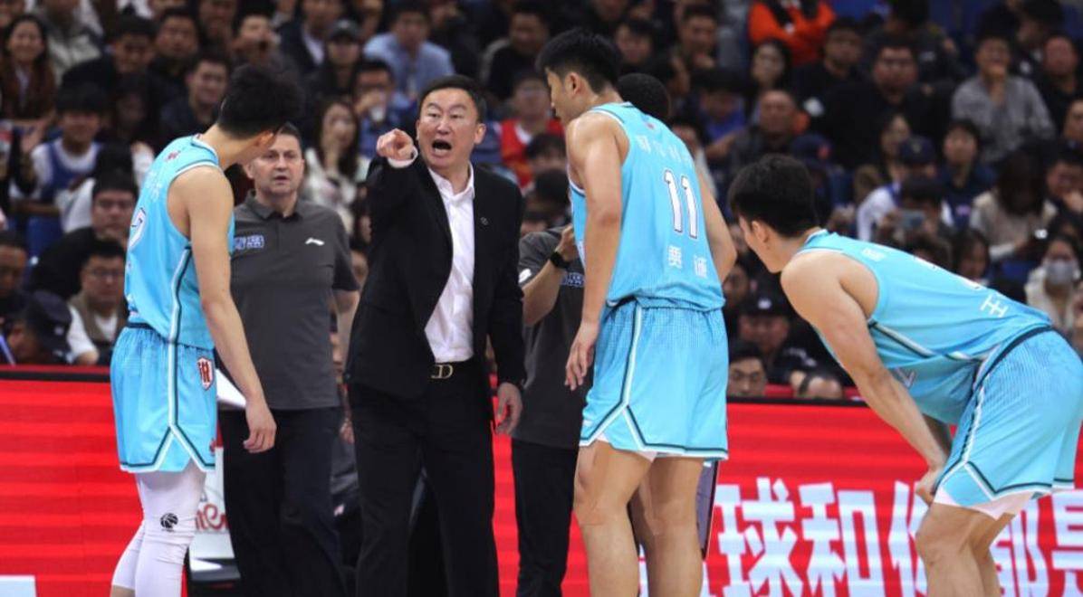 包含篮网队球迷热议球队新赛季阵容是否够强大,是否能冲击季后赛的词条 包含篮网队球迷热议球队新赛季阵容是否够强大,是否能冲击季后赛的词条