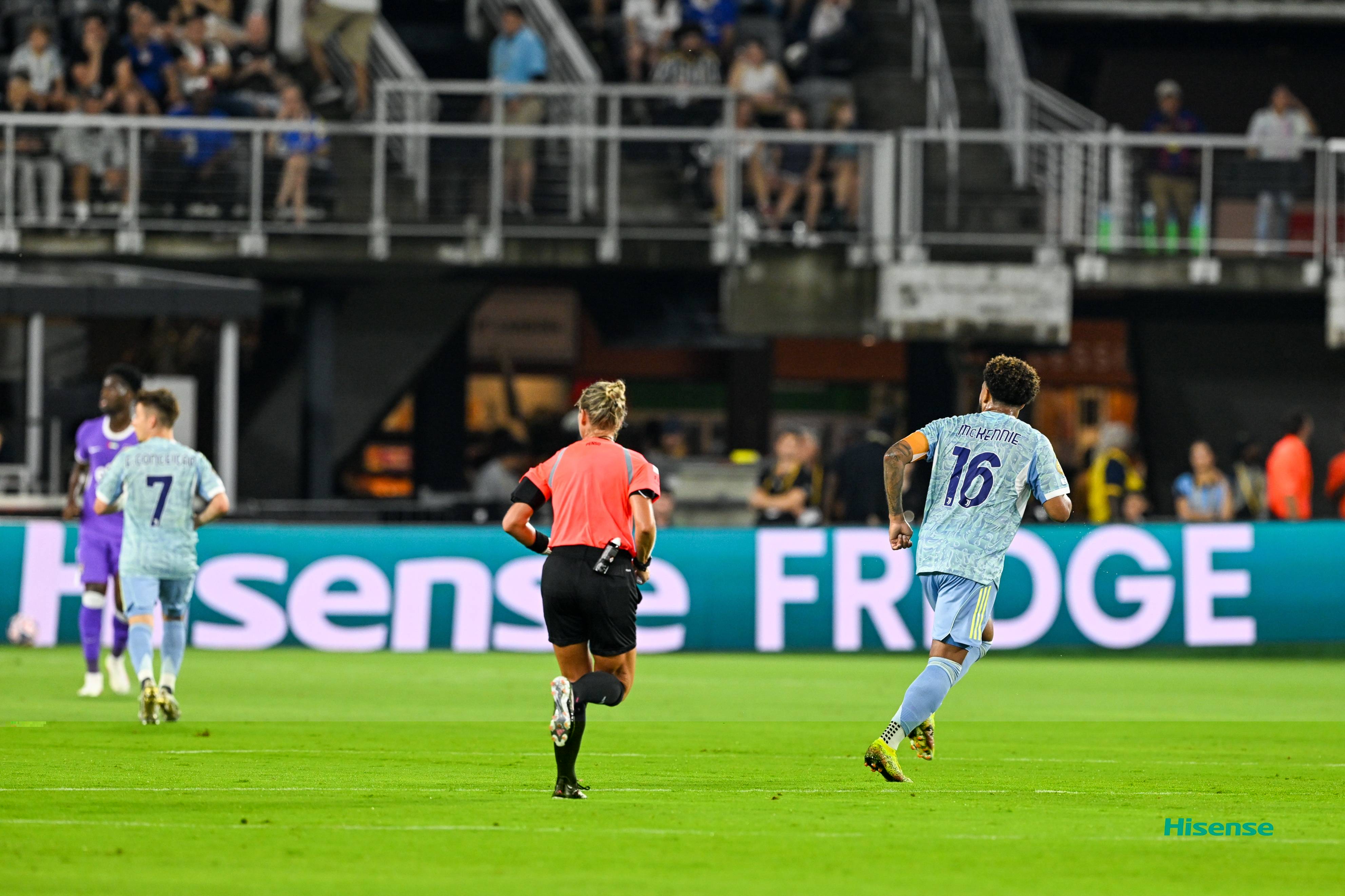 尤文图斯再遭惨败，客场惨遇对手逆转