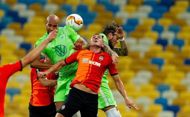 爱游戏官方登录入口-沃尔夫斯堡狼队主场球迷情绪低迷，俱乐部发声安抚的简单介绍