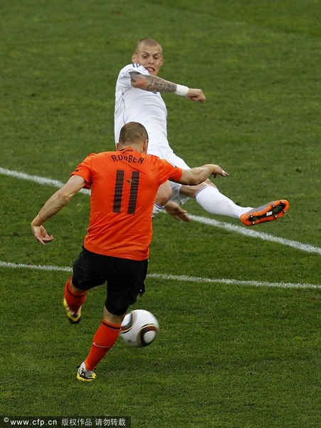 包含斯洛伐克女足赛场上风风火火，深入人心的词条