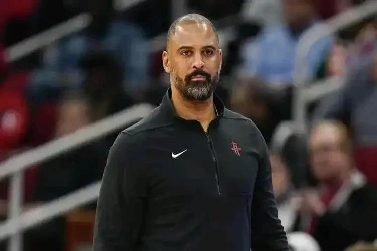 爱游戏中国官网-关于火箭队在关键时刻失利，需总结经验，反思进步的信息