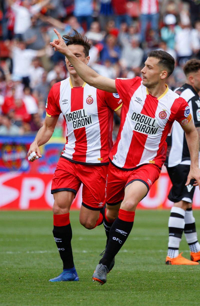 赫罗纳重组阵容提高防守压迫局面的简单介绍 赫罗纳重组阵容提高防守压迫局面的简单介绍