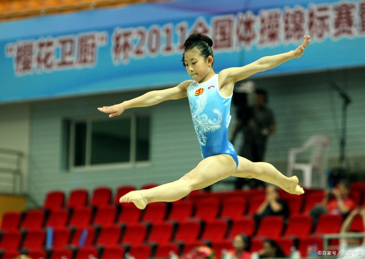 爱游戏体育官网-体操比赛中英国选手获得亚军