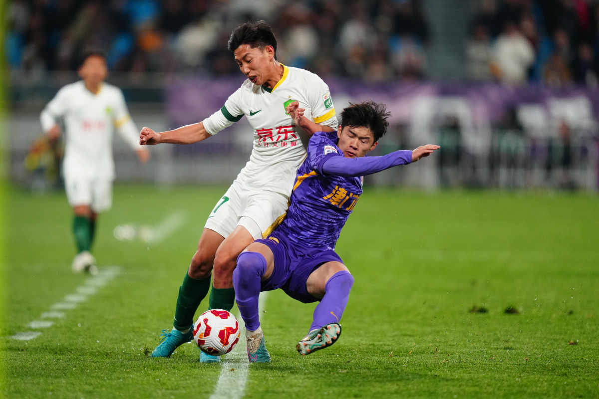 北京中赫国安主场大胜天津泰达
