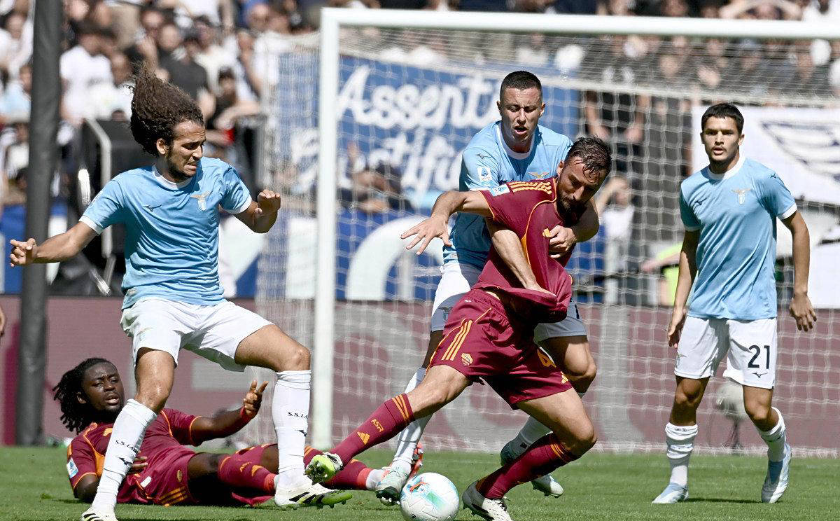 爱游戏app-包含里尔取得连胜，势不可挡地进军法甲联赛的词条