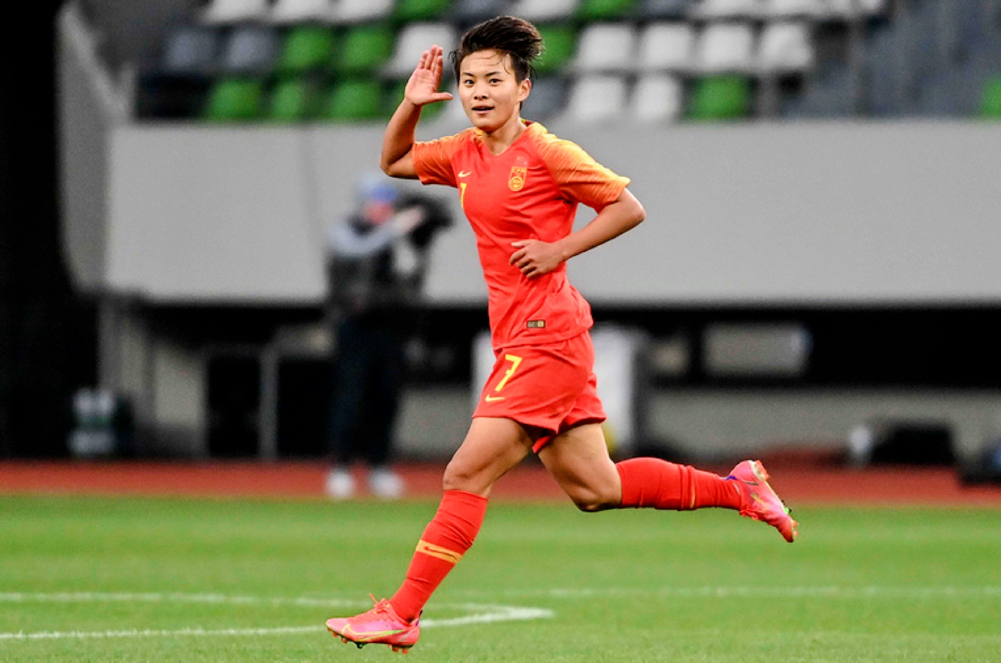 爱游戏亚洲官网-亚洲女足杯赛壮哉我大中华，斗志高昂勇往直前的简单介绍