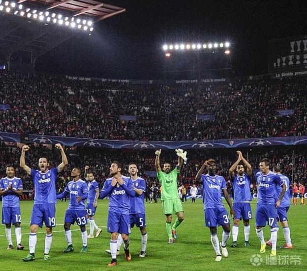 罗马狂取球场胜利，小组头名在望的简单介绍