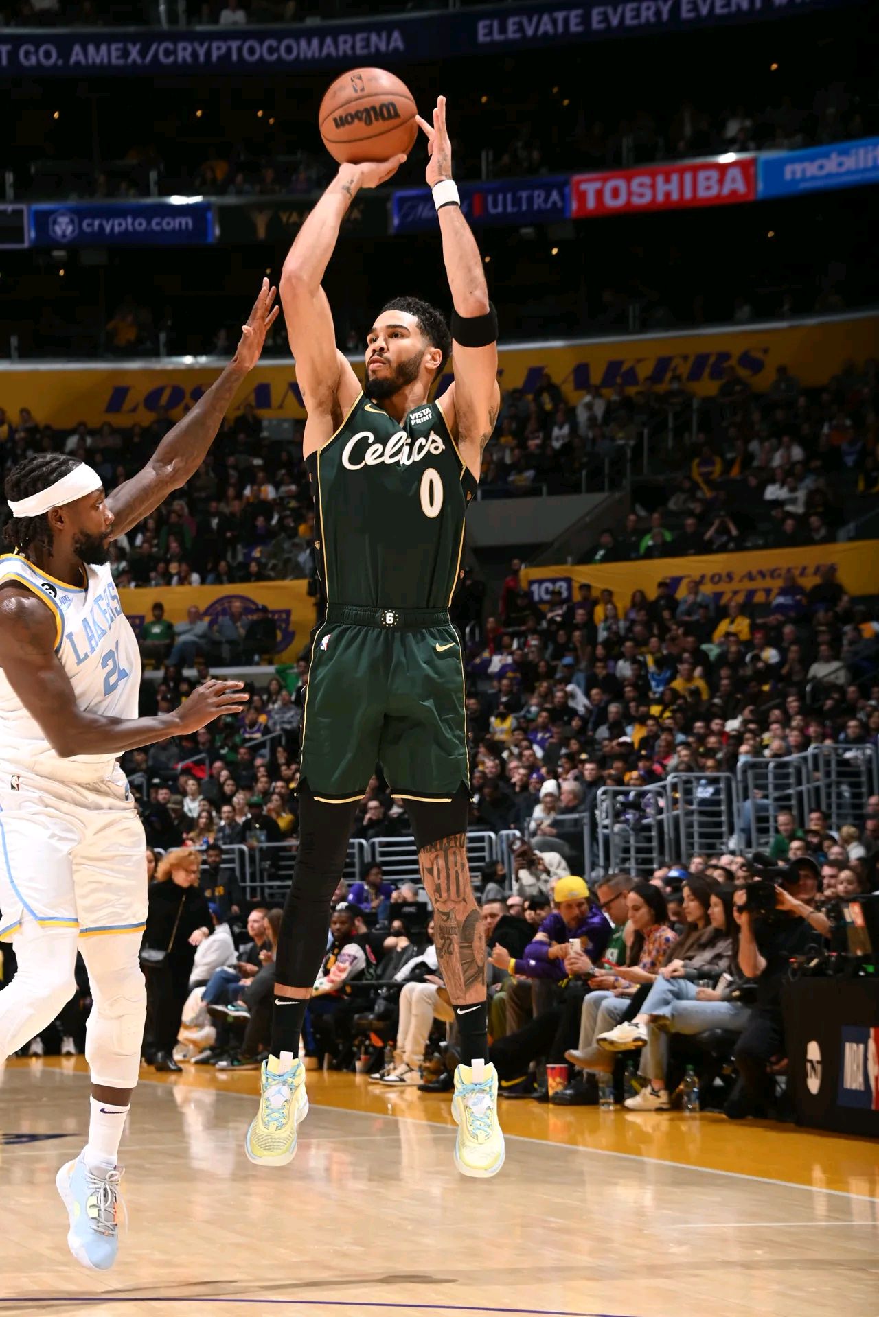 最后一击，成功拿下关键胜利的简单介绍